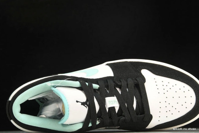 Rep Jordan Island CQ9828-131 Low Air 1 Green 0731